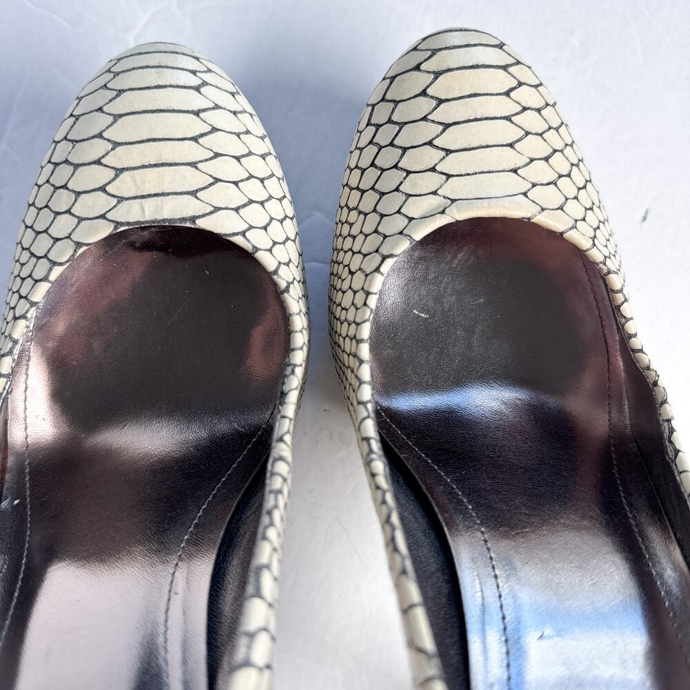 Calvin Klein Karsyn Python Embossed Leather Platform Pumps 7M - Picture 7 of 13